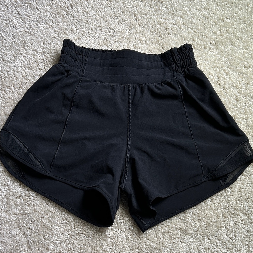 Lululemon Size 0 Black Hotty Hot Shorts High Rise 2.5”
